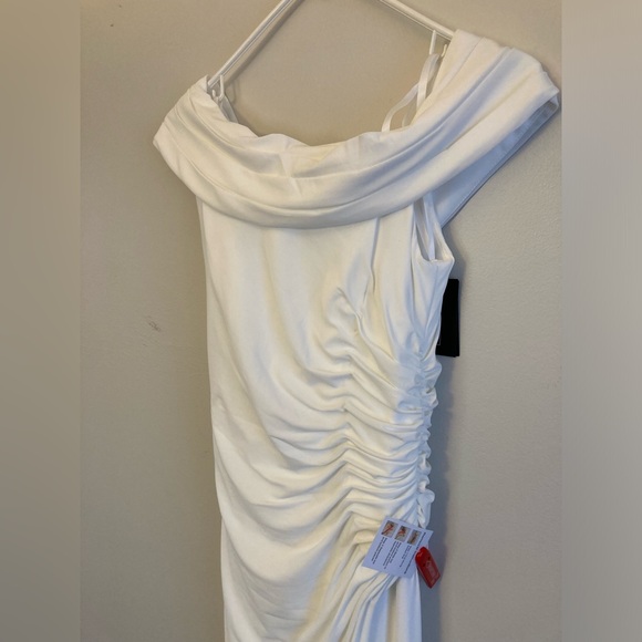 Ieena for Mac Duggal Foldover Off-the-Shoulder Slit Gown - Picture 5 of 10